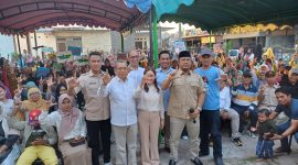 Silaturahmi Li Claudia Chandra bersama warga Taman Cipta Asri Sagulung, Kota Batam. Foto: INIKEPRI.COM