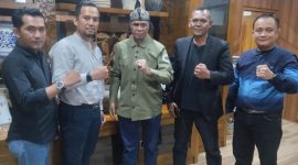 Neko Wesha Paweloy telah resmi ditunjuk sebagai Ketua DPD Grib Jaya Provinsi Kepulauan Riau (Kepri), sementara Emanuel Toba memimpin DPC Grib Jaya Kota Batam. Penunjukan ini dilakukan berdasarkan putusan dari Dewan Pimpinan Pusat (DPP) Grib Jaya yang disampaikan langsung oleh Ketua Umum, Hercules. Foto: INIKEPRI.COM