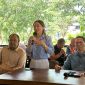 Amsakar Achmad dan Li Claudia Chandra saat di Ngopi Bareng bersama masyarakat Sekupang. Foto: INIKEPRI.COM
