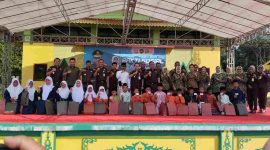 Dinas Kependudukan dan Pencatatan Sipil (Disdukcapil) Tanjungpinang menggandeng Kejaksaan Tinggi (Kejati) Kepulauan Riau untuk penyaluran Kartu Identitas Anak (KIA). Foto: Diskominfo Tanjungpinang