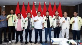 Menkominfo Budi Arie Setiadi saat menerima kunjungan PP Pemuda Katolik di Kantor Kementerian Kominfo, Jakarta. Foto: Humas Kominfo