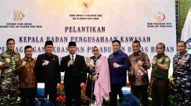Penjabat (Pj.) Wali Kota Tanjungpinang, Andri Rizal, menghadiri pelantikan Cokky Wijaya Saputra sebagai Kepala Badan Pengusahaan Kawasan Perdagangan Bebas dan Pelabuhan Bebas (KPBPB) Bintan Wilayah Kota Tanjungpinang, Jum'at (26/7/2024). Foto: Diskominfo Tanjungpinang
