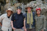 Tim peneliti BRIN yang berhasil temukan lukisan tertua di Indonesia. Foto: BRIN