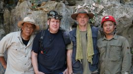 Tim peneliti BRIN yang berhasil temukan lukisan tertua di Indonesia. Foto: BRIN