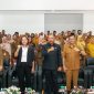 Gubernur Kepulauan Riau H. Ansar Ahmad yang diwakili oleh Sekretaris Daerah Provinsi Kepulauan Riau Adi Prihantara resmi membuka Pelatihan Government Transformation Academy (GTA) yang berlangsung di Ruang Pembelajaran Gedung Wanita Raja Sahila Lt.3 Kantor Pemberdayaan Perempuan dan KB Kepri, Dompak, Tanjungpinang, Senin (15/7/2024). Foto: Diskominfo Kepri