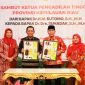 Gubernur Kepulauan Riau H. Ansar Ahmad menghadiri acara , Selasa (2/7/2024). Acara ini ditujukapisah sambut Ketua Pengadilan Tinggi Agama Provinsi Kepulauan Riau yang berlangsung di Gedung Daerah, Tanjungpinangn untuk melepas Bapak Dr. H.M. Sutomo, S.H., M.H yang akan melanjutkan tugasnya sebagai Ketua Pengadilan Tinggi Agama Palembang dan menyambut Bapak Dr. Drs. Suhadak, S.H., M.H. sebagai ketua Pengadilan Tinggi Agama Kepri yang baru. Foto: Diskominfo Kepri