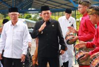Gubernur Ansar dalam acara Peningkatan Iman dan Taqwa Warga SMA Negeri 2 Tanjungpinang yang dilaksanakan di Masjid Raya Nur Ilahi, Dompak, pada Rabu (14/8/2024). Foto: Diskominfo Kepri