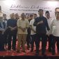 Muhammad Rudi saat mendeklarasikan dirinya bersama relawannya mendukung Amsakar Achmad dan Li Claudia Chandra di Pilwako Batam 2024. Foto: INIKEPRI.COM