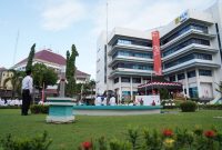 Dalam Rangka Merayakan Dirgahyu Kemerdekaan Republik Indonesia (RI) ke-79 tahun, PT PLN Batam menggelar Upacara Bendera Peringatan Hari Ulang Tahun (HUT) Ke-79 Kemerdekaan RI Tahun 2024 dan rangkaian kegiatan lainnya di lapangan Kantor Korporat PLN Batam, Sabtu (17/8/2024). Foto: PLN Batam untuk INIKEPRI.COM