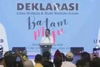 Momen ketua umum Partai NasDem Surya Paloh menelepon Amsakar Achmad. Foto: INIKEPRI.COM