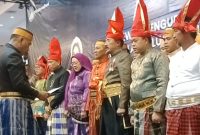 Ketua Dewan Pimpinan Pusat (DPP) Perkumpulan Keluarga Sulawesi Selatan (PKSS), Akhmad Rosano melantik H.Ince A.Rifai Ibnu Yusuf, SH.,MH sebagai Ketua Dewan Pimpinan Wilayah (DPW) Provinsi Kalimantan Utara priode 2024-2029 bertempat di Ballroom Tarakan Plaza, Jl. Yos Sudarso, Karang Balik, Kota Tarakan, Minggu (25/8/2024). Foto: INIKEPRI.COM