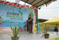 PT PLN Batam kembali menggelar Green Employee Involvement pembersihan sungai PLN Batam Bersama stakeholders dan komunitas lingkungan Batam serta masyarakat di kawasan Kavling Nato, Kecamatan Sagulung, Kota Batam, Selasa (27/8/2024). Foto: INIKEPRI.COM