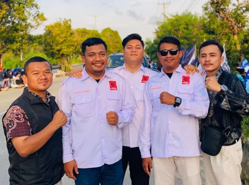 Ketua DPC PROJO Karimun, Wisnu Hidayatullah (kedua dari kiri). Foto: Istimewa