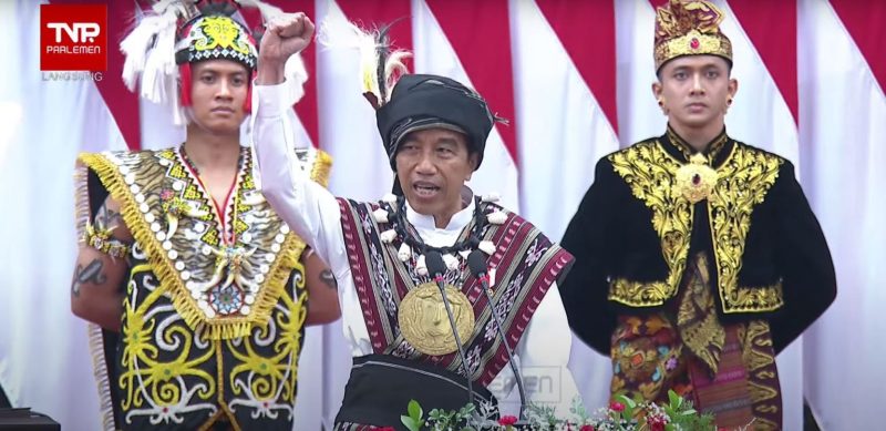 Presiden Jokowi saat menyampaikan pidato pada Sidang Tahunan MPR RI dan Sidang Bersama DPR RI dan DPD RI dalam rangka HUT Ke-78 Proklamasi Kemerdekaan RI, di Ruang Rapat Paripurna, Gedung Nusantara MPR/DPR/DPD RI, Senayan, Jakarta, Rabu (16/08/2023) pagi. Foto: Tangkapan Layar Youtube TV Parlmen/Setkab.go.id