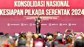 Presiden Joko Widodo menghadiri Rapat Konsolidasi Nasional dalam rangka Kesiapan Pemilihan Kepala Daerah (Pilkada) Tahun 2024, yang digelar di Jakarta Convention Center (JCC), Senayan, Jakarta, pada Selasa, 20 Agustus 2024. Foto: BPMI Setpres/Rusman

