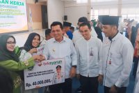 Pemerintah Provinsi Kepulauan Riau terus menunjukkan komitmennya dalam mendukung pengembangan usaha mikro, kecil, dan menengah (UMKM) melalui program strategis pinjaman modal tanpa bunga. Foto: Diskominfo Kepri