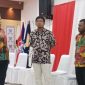 Ketua Divisi Teknis KPU RI Idham Holik (ketiga kanan) saat meninjau persiapan pendaftaran calon gubernur dan wakil gubernur Papua Barat Daya di Sorong, Papua Barat Daya, Kamis (29/8/2024). Foto: ANTARA/Khaerul Izan/aa.
