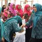 Hj. Dewi Kumalasari Ansar menghadiri Workshop Peningkatan Pelayanan Kader Posyandu Kota Tanjungpinang di Gedung GOW Sekretariat PKK Tanjungpinang, Senggarang. Foto: Diskominfo Kepri