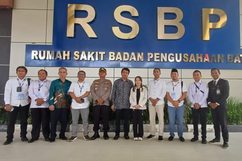 Pasangan calon Wali Kota dan Wakil Wali Kota Batam, Amsakar Achmad dan Li Claudia Chandra, yang dikenal dengan sebutan 