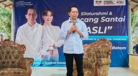 Amsakar Achmad di Silaturahmi dan Bincang Santai dengan masyarakat Galang. Foto: INIKEPRI.COM