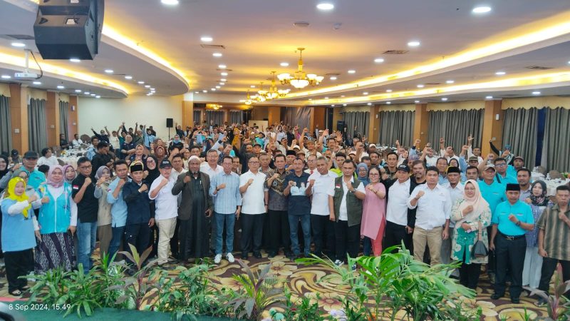 Ngobrol Bareng Ansar Ahmad - Nyayang Haris Pratamura (SAYANG) bersama dengan tim ASLI (Amsakar Achmad - Li Claudia Chandra) digelar di Hotel Golden View, Bengkong, Kota Batam, pada Minggu (8/9/2024) sore. Foto: INIKEPRI.COM