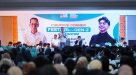 Kota Batam kembali menjadi saksi antusiasme luar biasa dari ratusan Gen-Z dan Milenial yang berkumpul untuk mengikuti Creative Corner Festival 2024, yang digelar di D'Steam, Nagoya, Kota Batam, pada Minggu (8/9/2024). Kegiatan ini dihadiri langsung oleh Wakil Wali Kota Batam Amsakar Achmad. Foto: INIKEPRI.COM