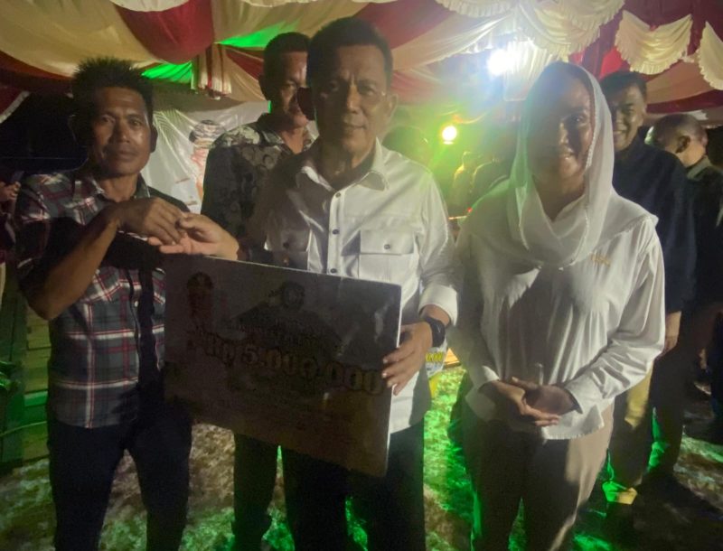 Kunjungan Gubernur Kepulauan Riau (Kepri), Ansar Ahmad di Cemaga Tengah, Kecamatan Bunguran Selatan, Natuna, Rabu, 11 September 2024 disambut antusiasme masyarakat. Foto: INIKEPRI.COM