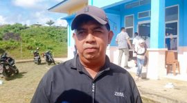 Tarmadi, warga Desa Tanjung Batang, Kecamatan Pulau Tiga, menyatakan dukungannya untuk pasangan CERMIN pada Pilkada Natuna 2024. Foto: INIKEPRI.COM