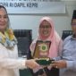 Salah satu tokoh akademisi Islam, sekaligus Ketua Sekolah Tinggi Agama Islam (STAI) Natuna, Umar Natuna, menyampaikan pandangannya terkait sosok pemimpin dari kaum perempuan. Menurutnya, dalam syariat Islam, tidak ada larangan bagi kaum perempuan untuk menjadi seorang pemimpin. Foto: INIKEPRI.COM