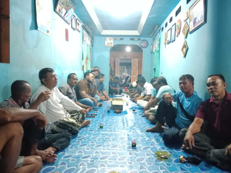 Tim Pemenangan pasangan calon (Paslon) Cen Sui Lan-Jarmin Sidik (CERMIN) resmi terbentuk di Kecamatan Pulau Tiga, pada Selasa, 24 September 2024. Foto: INIKEPRI.COM