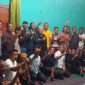 Sekelompok warga dari Kecamatan Serasan dan Kecamatan Serasan Timur (Pulau Serasan), Kabupaten Natuna, yang menamakan diri sebagai Relawan Pemenangan Cermin Pulau Serasan, mengaku siap untuk berjuang bersama memenangkan pasangan calon (Palon) Bupati dan Wakil Bupati Natuna nomor urut 1 (satu), Cen Sui Lan – Jarmin Sidik (Cermin). Foto: INIKEPRI.COM