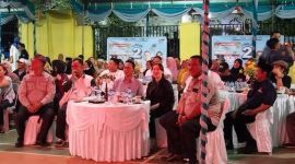 Calon Walikota dan Wakil Walikota Batam Nomor Urut 2, Amsakar Achmad - Li Claudia Candra (ASLI) menghadiri langsung Kampanye di Fasum  Kavling Pelopor, Kelurahan Sei Lekop, Kecamatan Sagulung, Kota Batam, pada Sabtu malam (5/10/2024). Foto: INIKEPRI.COM