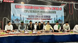 Majelis Wakil Cabang Nahdlatul Ulama (MWCNU) Kecamatan Batam Kota, Kota Batam menggelar acara Safari Maulid Nabi Muhammad SAW 1446 Hijriah, bertempat di kediaman Calon Wali Kota Batam Amsakar Achmad, Rabu malam (9/10/2024). Foto: INIKEPRI.COM
