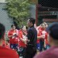 Calon Walikota Batam Nomor Urut 2, Amsakar Achmad menghadiri kegiatan Pembukaan Tournament Volleyball Srikandi DPD PSI yang resmi dibuka oleh Ketua DPW PSI Kepri, Anto Duha. Foto: INIKEPRI.COM
