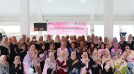 Srikandi PLN Batam konsisten menunjukkan kepedulian terhadap isu stunting pada ibu dan anak, khususnya di Kota Batam. Kali ini, gugus tugas pegawai perempuan PLN Batam tersebut menyelenggarakan program Srikandi Peduli Ibu dan Anak yang bertajuk “Pelatihan dan Peningkatan Pengetahuan Kader Posyandu” di Unit Pelaksana Teknis Daerah Pusat Pelayanan Penyandang Masalah Kesejahteraan Sosial (UPTD P2PMKS) Nilam Suri Dinas Sosial dan Pemberdayaan Masyarakat Kota Batam, Kamis (10/10/2024). Foto: PLN Batam untuk INIKEPRI.COM