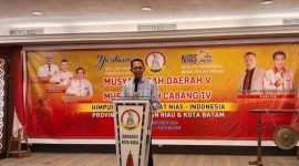 Calon Walikota Batam Amsakar Achmad menghadiri Musyawarah Daerah (Musda) V dan Musyawarah Cabang (Muscab) IV Himpunan Masyarakat Nias Indonesia (HIMNI) Kepri dan Batam berlangsung di King's Hotel Batam, Sabtu (12/10/2024). Foto: INIKEPRI.COM