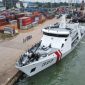 Tampak KN Pulau Dana-323 yang akan berangkat ke Singapura dan Vietnam untuk menjalankan misi Muhibah dari Dermaga Batu Ampar, Batam. Foto : Humas Bakamla RI/Yuhanes Antara