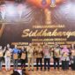 Pemerintah Provinsi Kepulauan Riau memberikan Anugerah Siddhakarya kepada 6 perusahaan kecil hingga menengah kategori unggul. Foto; Diskominfo Kepri