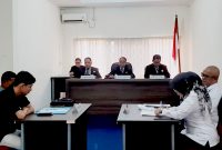 Komisi Informasi (KI) Provinsi Kepulauan Riau (Kepri) mengadakan sidang adjudikasi kedua dalam perkara  penyelesaian sengketa informasi dengan nomor register 004/X/KI-KEPRI-PS/2024. Sidang ini berlangsung secara terbuka di kantor Komisi Informasi Kepri, Jalan A. Yani Km 5, Tanjungpinang, Kamis, (31/10). Foto: Diskominfo Kepri