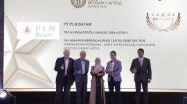 PT PLN Batam kembali menorehkan prestasi cemerlang dalam ajang TOP Human Capital Awards 2024 yang digelar Majalah Top Business. Foto: INIKEPRI.COM
