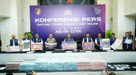 Satgas Penanggulangan Judi Online Polri menyita uang Rp78,1 miliar dari sindikat judi online (judol) internasional. Foto: dok. Humas Polri.