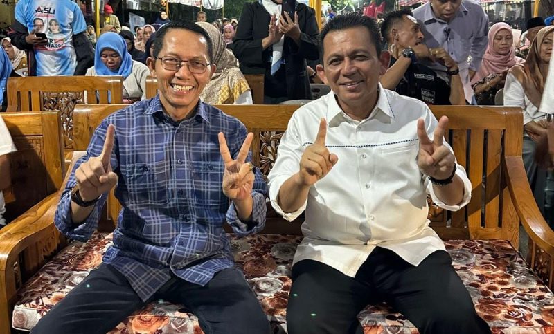 Ansar Ahmad dan Amsakar Achmad. Foto: INIKEPRI.COM