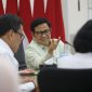 Menko Pemberdayaan Masyarakat Abdul Muhaimin Iskandar saat Rapat Koordinasi dengan Menteri Perlindungan Pekerja Migran Indonesia/Kepala Badan Perlindungan Pekerja Migran Indonesia (Menteri PPMI/Kepala BP2MI) Abdul Kadir Karding/Foto: Kemenko PM