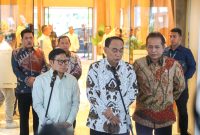 Menko PM Abdul Muhaimin Iskandar bersama Menteri Koperasi Budi Arie Setiadi. Foto: KemenkoPM