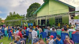 Pasangan Bupati dan Wakil Bupati Natuna nomor urut satu, Cen Sui Lan - Jarmin Sidik (Cermin) melaksanakan kampanye di Desa Gunung Putri, Kecamatan Bunguran Batubi, Rabu, 6 November 2024. Foto: INIKEPRI.COM