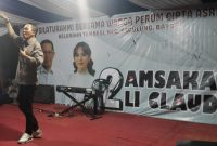 Amsakar saat kampanye di Perumahan Cipta Asri, Tembesi pada Jumat (8/11/2024) malam. Foto: INIKEPRI.COM
