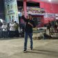 Amsakar Achmad saat kampanye di Perumahan Griya Piayu Asri (GPA) pada Minggu (10/11/2024) malam. Foto: INIKEPRI.COM