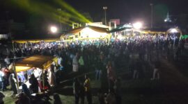 Seribuan warga menghadiri acara kampanye Akbar Pasangan Calon Gubernur Keperi Nomor Urut 1, Ansar Ahmad - Nyanyang di Lapangan Bola Kaki Sri Srindit Ranai, Kecamatan Bunguran Timur, Rabu (20/11/2024) malam. Foto: INIKEPRI.COM