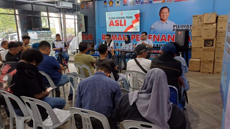 konferensi pers yang digelar di Rumah Pemenangan ASLI. Foto; INIKEPRI.COM