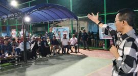 Kampanye ASLI (Amsakar-Li Claudia) menggemparkan di Kampung Sukadami, Kelurahan Tanjung Piayu, Kecamatan Sei Beduk, Kota Batam, pada Rabu (19/11), sekira pukul 20.00 WIB. Foto: INIKEPRI.COM